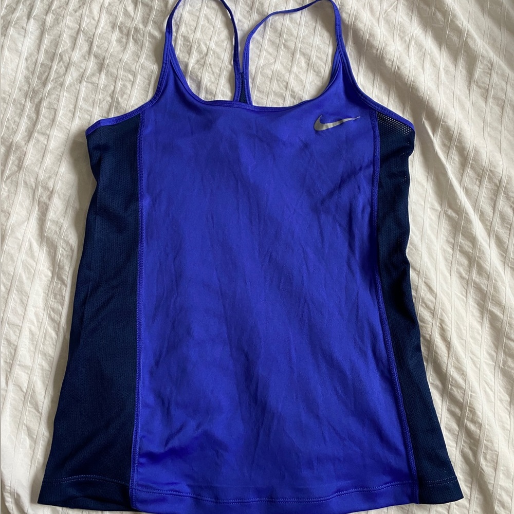 Nike tank